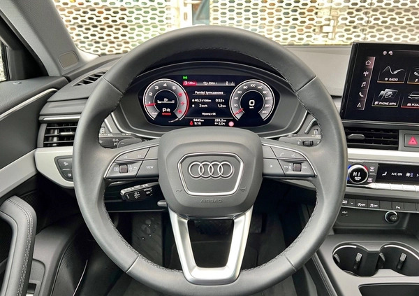 Audi A4 cena 199900 przebieg: 25500, rok produkcji 2023 z Ożarów małe 562